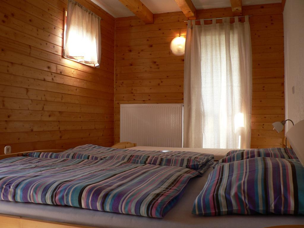 Apartments And Holiday Home Grohar 크라니스카고라 객실 사진
