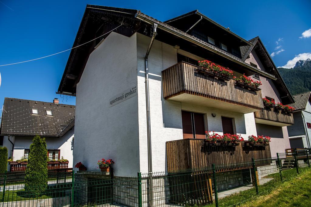 Apartments And Holiday Home Grohar 크라니스카고라 외부 사진