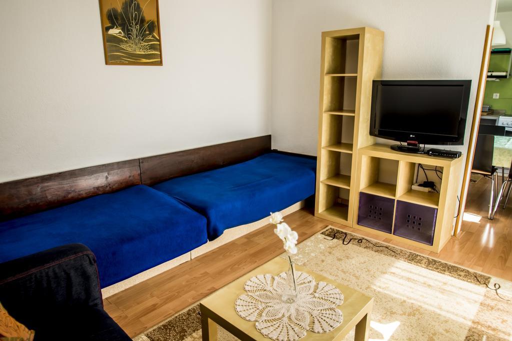 Apartments And Holiday Home Grohar 크라니스카고라 외부 사진